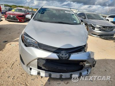 Piąte zdjęcie samochodu w środku: 2018 TOYOTA COROLLA LE VIN:5YFBURHE5JP782059 - miniatura