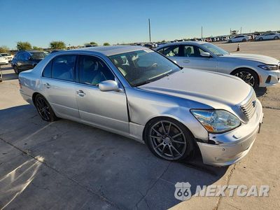 Czwarte zdjęcie samochodu z boku: 2004 LEXUS LS 430 VIN:JTHBN36F840170487 - miniatura