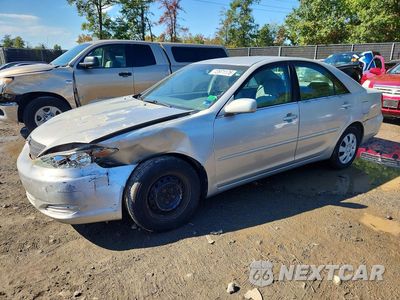 2004 TOYOTA CAMRY LE 4T1BE32K94U806715 - główne zdjęcie licytacji z USA - miniatura