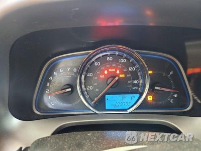 Zdjęcie 9 z 12 samochodu: 2015 TOYOTA RAV4 LIMITED VIN:JTMDFREV7FD118802 - miniatura