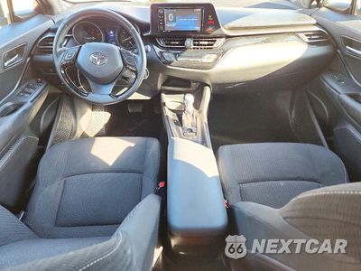 Zdjęcie 8 z 14 samochodu: 2018 TOYOTA C-HR XLE VIN:NMTKHMBX1JR057744 - miniatura