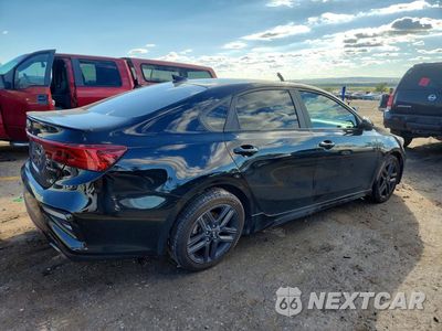 Trzecie zdjęcie samochodu z tyłu: 2021 KIA FORTE GT LINE VIN:3KPF34AD5ME291201 - miniatura