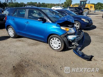 Czwarte zdjęcie samochodu z boku: 2013 SCION XD BASE VIN:JTKKUPB40D1031330 - miniatura
