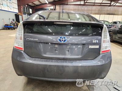 Zdjęcie 6 z 12 samochodu: 2011 TOYOTA PRIUS THREE VIN:JTDKN3DUXB1387159 - miniatura