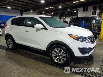 Czwarte zdjęcie samochodu z boku: 2016 KIA SPORTAGE LX VIN:KNDPBCAC9G7820159 - miniatura