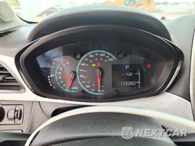 Zdjęcie 9 z 12 samochodu: 2017 CHEVROLET SPARK 1LT VIN:KL8CD6SA7HC719405 - miniatura
