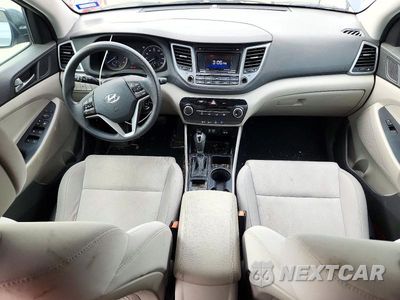 Zdjęcie 8 z 13 samochodu: 2017 HYUNDAI TUCSON SE VIN:KM8J33A43HU485653 - miniatura