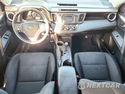 Zdjęcie 8 z 12 samochodu: 2015 TOYOTA RAV4 LE VIN:2T3BFREV4FW394042 - miniatura