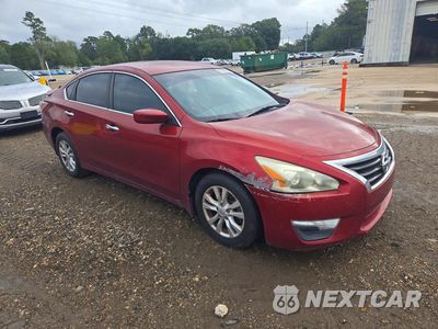 Czwarte zdjęcie samochodu z boku: 2014 NISSAN ALTIMA 2.5 S VIN:1N4AL3AP4EN361269 - miniatura
