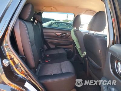 Zdjęcie 11 z 13 samochodu: 2017 NISSAN ROGUE S VIN:KNMAT2MV1HP513404 - miniatura