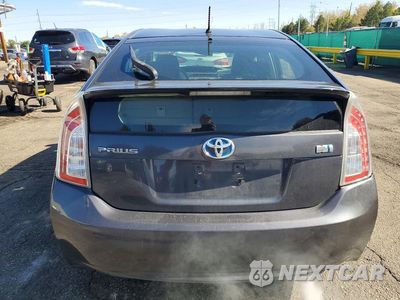 Zdjęcie 6 z 12 samochodu: 2013 TOYOTA PRIUS TWO VIN:JTDKN3DU3D5617930 - miniatura