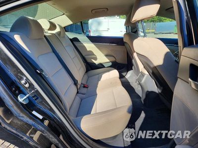 Zdjęcie 10 z 12 samochodu: 2017 HYUNDAI ELANTRA SE VIN:KMHD74LF2HU404910 - miniatura