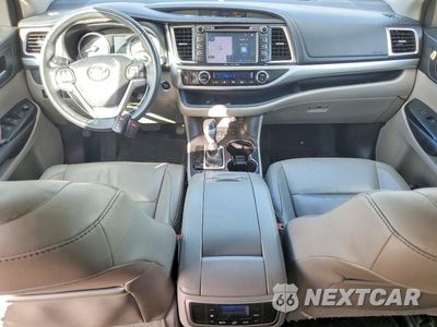 Zdjęcie 8 z 14 samochodu: 2016 TOYOTA HIGHLANDER XLE VIN:5TDJKRFHXGS262518 - miniatura