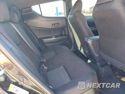 Zdjęcie 10 z 13 samochodu: 2019 TOYOTA C-HR LE VIN:JTNKHMBX4K1040514 - miniatura