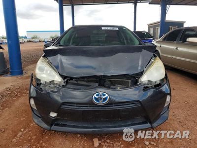 Piąte zdjęcie samochodu w środku: 2013 TOYOTA PRIUS C TWO VIN:JTDKDTB33D1531148 - miniatura