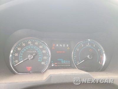 Zdjęcie 9 z 12 samochodu: 2013 JAGUAR XF VIN:SAJWA0ES4DPS87164 - miniatura