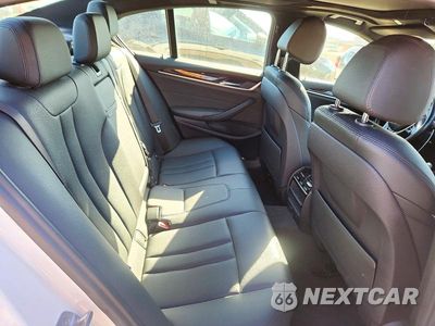 Zdjęcie 10 z 12 samochodu: 2018 BMW 530 XI VIN:WBAJA7C52JWA71345 - miniatura