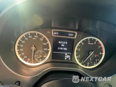 Zdjęcie 8 z 10 samochodu: 2018 INFINITI QX30 LUXURY VIN:SJKCH5CR7JA057964 - miniatura