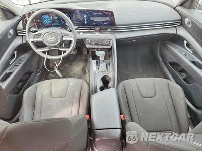 Zdjęcie 8 z 12 samochodu: 2024 HYUNDAI ELANTRA SEL VIN:KMHLM4DG5RU731699 - miniatura