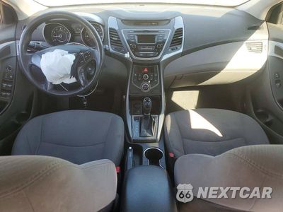 Zdjęcie 8 z 12 samochodu: 2016 HYUNDAI ELANTRA SE VIN:5NPDH4AE2GH699494 - miniatura