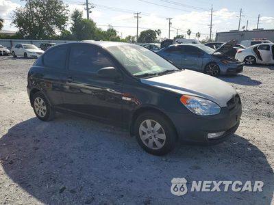 Czwarte zdjęcie samochodu z boku: 2009 HYUNDAI ACCENT GS VIN:KMHCM36C39U112975 - miniatura