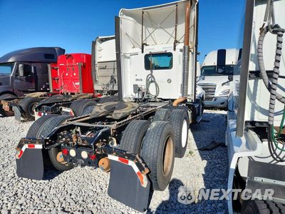 Trzecie zdjęcie samochodu z tyłu: 2016 KENWORTH T680 SEMI TRUCK VIN:1XKYD49XXGJ119259 - miniatura