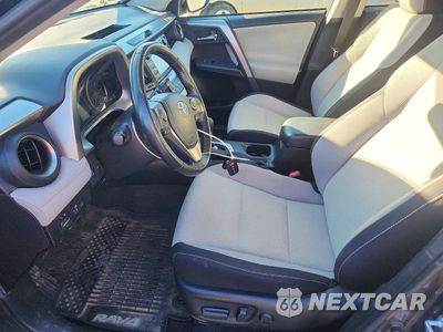 Zdjęcie 7 z 12 samochodu: 2018 TOYOTA RAV4 XLE VIN:JTMRFREV1JJ175285 - miniatura