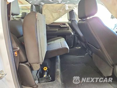 Zdjęcie 10 z 12 samochodu: 2026 GMC SIERRA K1500 SLT VIN:1GTUUDED3TZ174542 - miniatura