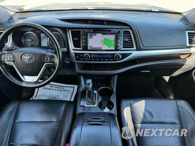 Zdjęcie 8 z 11 samochodu: 2017 TOYOTA HIGHLANDER HYBRID XLE VIN:5TDJGRFH5HS028970 - miniatura