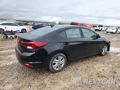 Trzecie zdjęcie samochodu z tyłu: 2019 HYUNDAI ELANTRA SEL VIN:KMHD84LF3KU838709 - miniatura