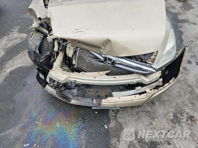 Zdjęcie 11 z 12 samochodu: 2007 HONDA ACCORD EX VIN:1HGCM56867A188797 - miniatura