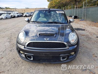 Piąte zdjęcie samochodu w środku: 2011 MINI COOPER S VIN:WMWZP3C58BT249365 - miniatura