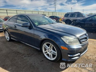 Czwarte zdjęcie samochodu z boku: 2013 MERCEDES-BENZ C 250 VIN:WDDGJ4HB7DG156029 - miniatura