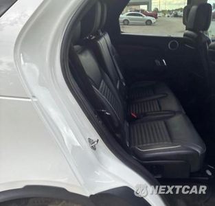 Zdjęcie 6 z 10 samochodu: 2018 LAND ROVER DISCOVERY HSE LUXURY VIN:SALRT2RV6JA069235 - miniatura