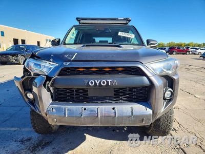 Piąte zdjęcie samochodu w środku: 2021 TOYOTA 4RUNNER TRD OFF-ROAD PREMIUM VIN:JTERU5JR7M5840545 - miniatura