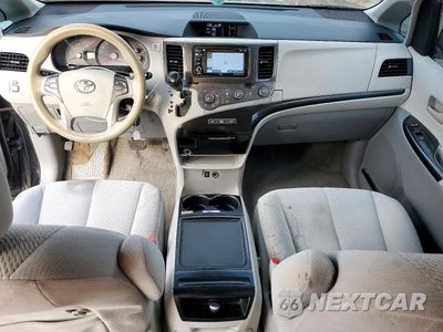 Zdjęcie 8 z 13 samochodu: 2012 TOYOTA SIENNA LE VIN:5TDKK3DC0CS268024 - miniatura