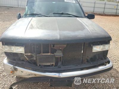 Zdjęcie 12 z 13 samochodu: 1996 CHEVROLET C3500 VIN:1GCHC34R3TE203010 - miniatura