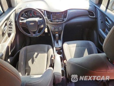 Zdjęcie 8 z 12 samochodu: 2018 CHEVROLET TRAX LS VIN:3GNCJKSB3JL291559 - miniatura