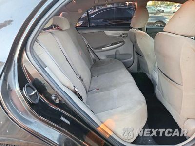 Zdjęcie 10 z 12 samochodu: 2010 TOYOTA COROLLA LE VIN:1NXBU4EE4AZ375873 - miniatura