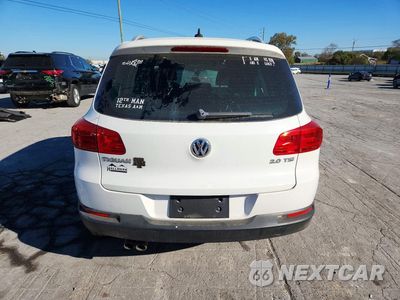 Zdjęcie 6 z 14 samochodu: 2013 VOLKSWAGEN TIGUAN S VIN:WVGAV7AX7DW534427 - miniatura