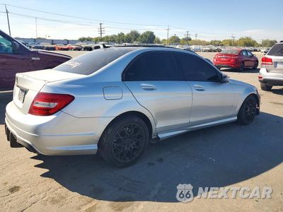 Trzecie zdjęcie samochodu z tyłu: 2013 MERCEDES-BENZ C 300 4MATIC VIN:WDDGF8AB7DR257059 - miniatura