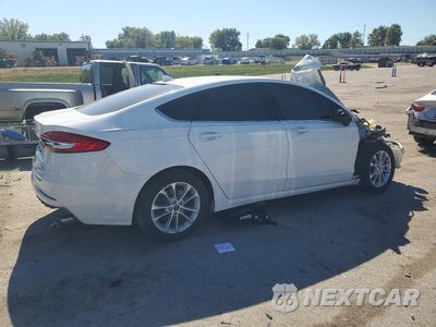 Trzecie zdjęcie samochodu z tyłu: 2019 FORD FUSION SE VIN:3FA6P0HD6KR250784 - miniatura