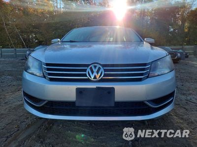 Piąte zdjęcie samochodu w środku: 2013 VOLKSWAGEN PASSAT SE VIN:1VWBP7A37DC009799 - miniatura