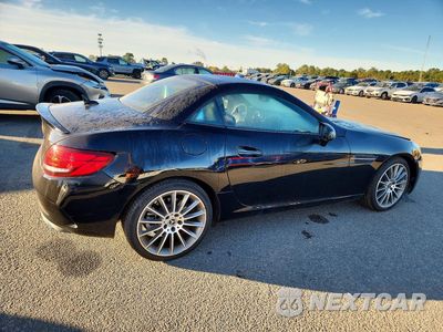 Trzecie zdjęcie samochodu z tyłu: 2019 MERCEDES-BENZ SLC 300 VIN:WDDPK3JA5KF157319 - miniatura