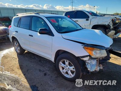 Czwarte zdjęcie samochodu z boku: 2010 TOYOTA RAV4 BASE VIN:JTMBK4DV7AD015850 - miniatura