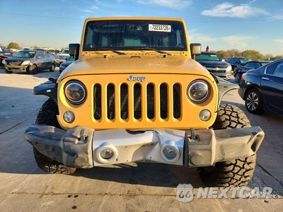 Piąte zdjęcie samochodu w środku: 2014 JEEP WRANGLER UNLIMITED SAHARA VIN:1C4BJWEG5EL110854 - miniatura
