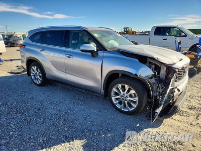 Czwarte zdjęcie samochodu z boku: 2023 TOYOTA HIGHLANDER LIMITED VIN:5TDKDRBH6PS520053 - miniatura