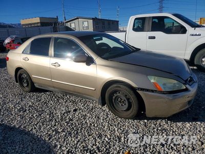 Czwarte zdjęcie samochodu z boku: 2005 HONDA ACCORD LX VIN:1HGCM56405A103687 - miniatura