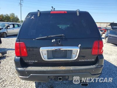 Zdjęcie 6 z 14 samochodu: 2005 LINCOLN NAVIGATOR VIN:5LMFU28535LJ10162 - miniatura