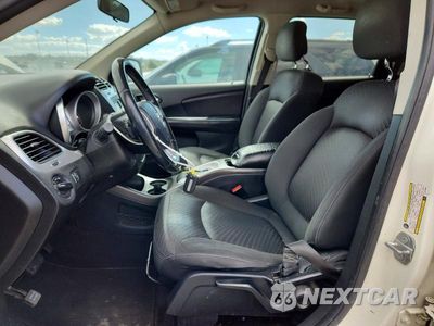 Zdjęcie 7 z 13 samochodu: 2018 DODGE JOURNEY SE VIN:3C4PDCAB3JT229359 - miniatura